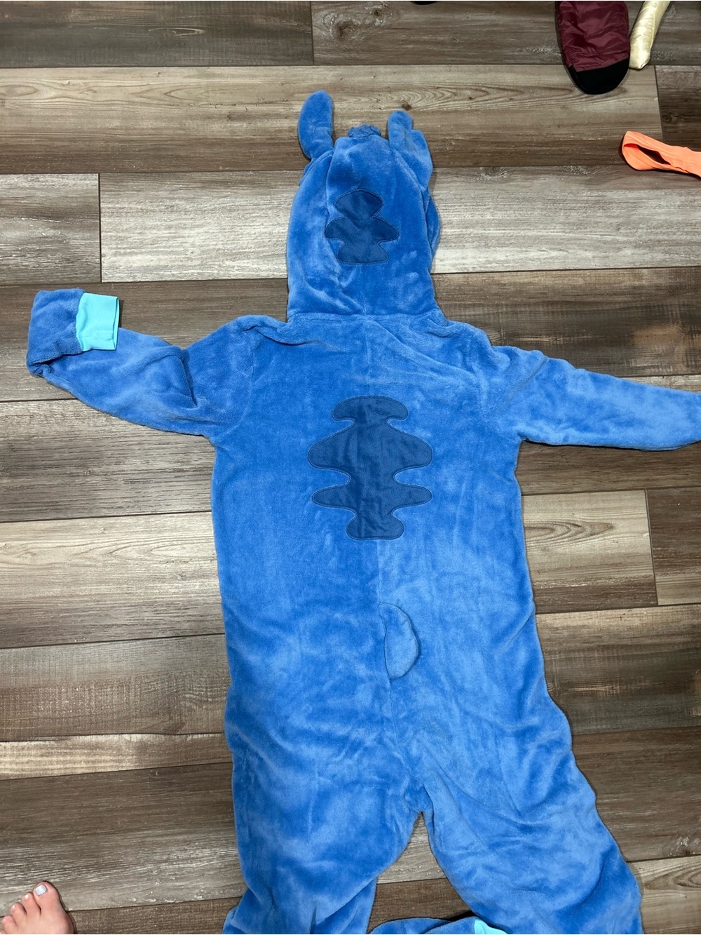 Disney’s Stitch Hooded Adult Onesie - Picture 9 of 9